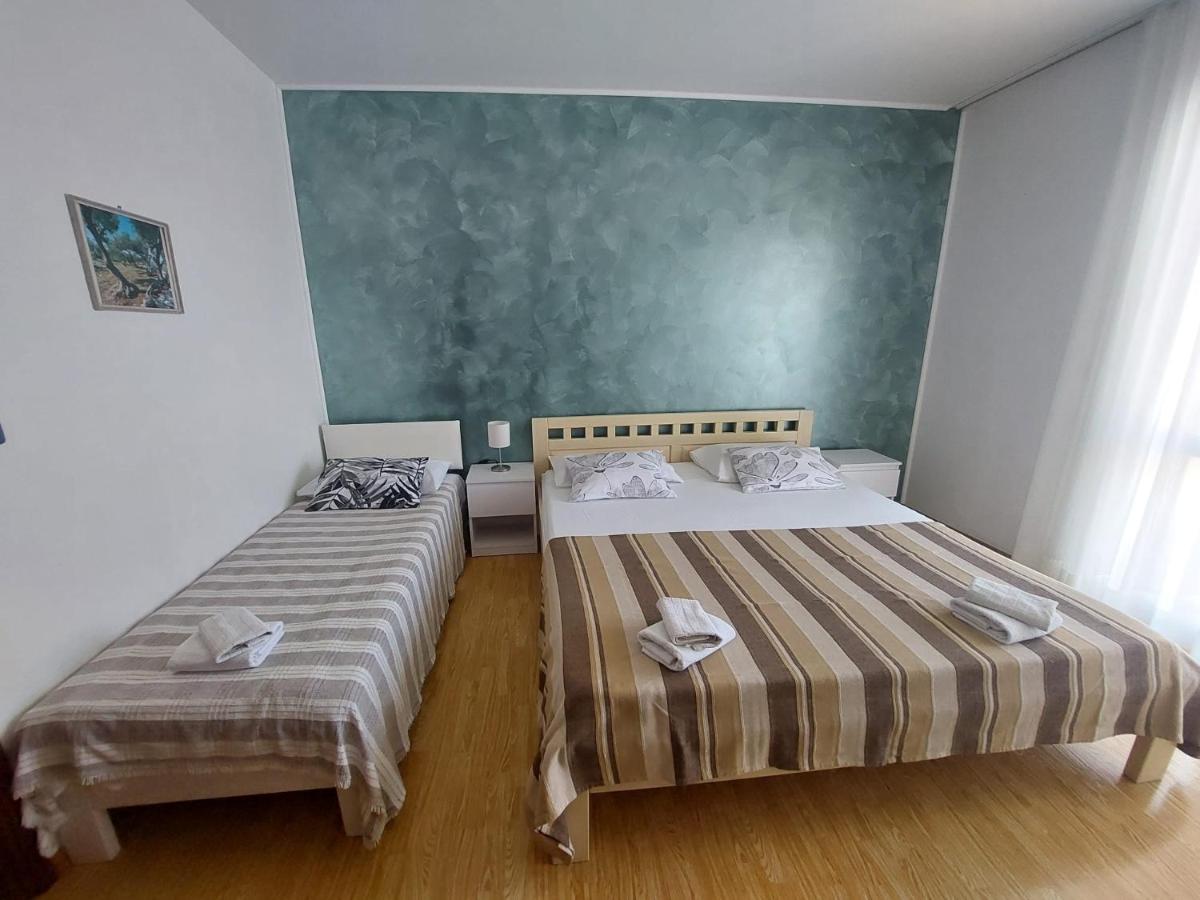 Apartments By The Sea Mavarstica, Ciovo - 2043 โตรกีร์ ภายนอก รูปภาพ
